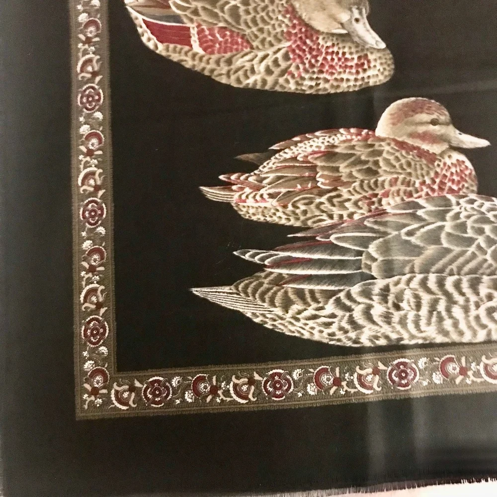 Scarf Art of the scarf Tie Rack Black ground duck images 46 x 46 new UNIQUE